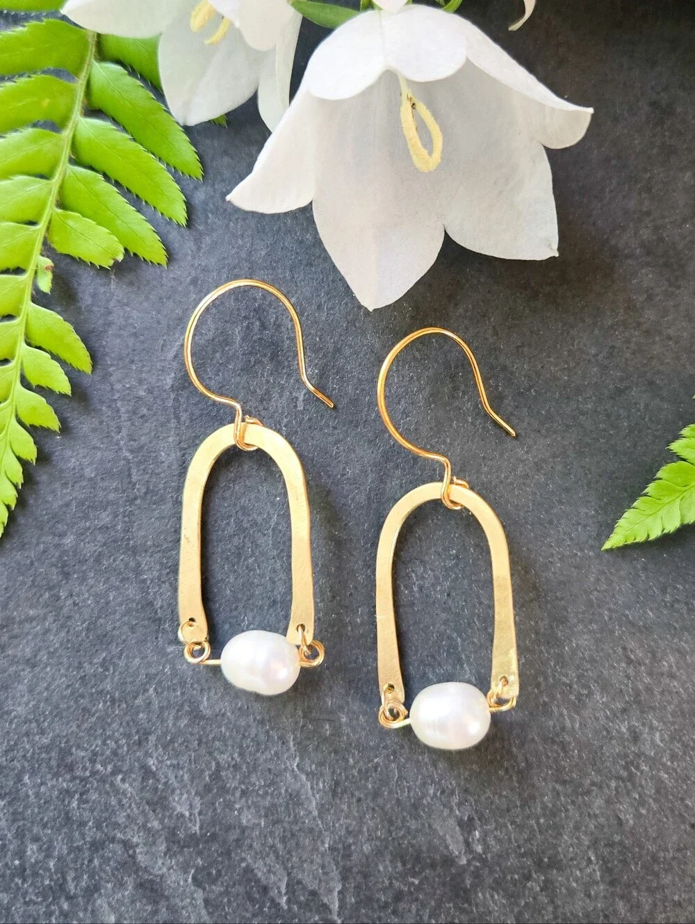 NWT Artisan-Made Freshwater Pearl Hammered Brass Earrings